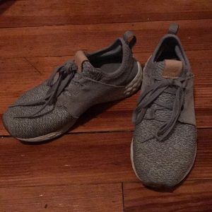 New Balance Fresh Foam Gray 6.5 gently worn
